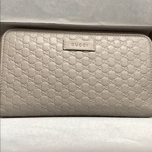GUCCI Classic Wallet
